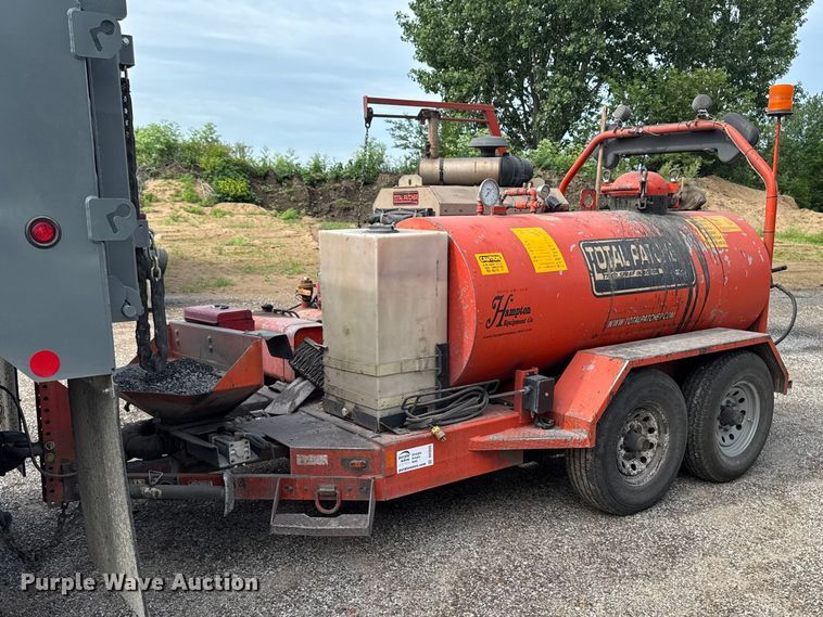 image for item DV2020 2007 Total Patch T7500 pothole patcher