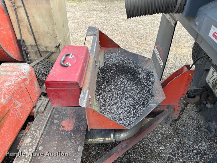 image for item DV2020 2007 Total Patch T7500 pothole patcher
