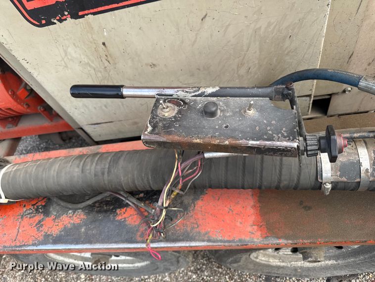 image for item DV2020 2007 Total Patch T7500 pothole patcher