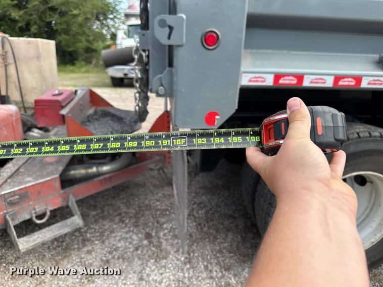image for item DV2020 2007 Total Patch T7500 pothole patcher