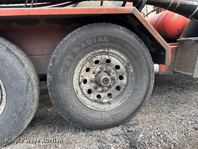 image for item DV2020 2007 Total Patch T7500 pothole patcher