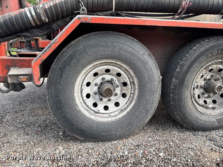 image for item DV2020 2007 Total Patch T7500 pothole patcher