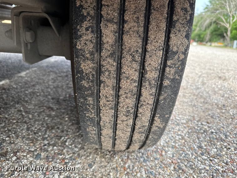 image for item DV2020 2007 Total Patch T7500 pothole patcher
