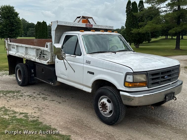 image for item DV2022 1996 Ford F450 Super Duty dump truck