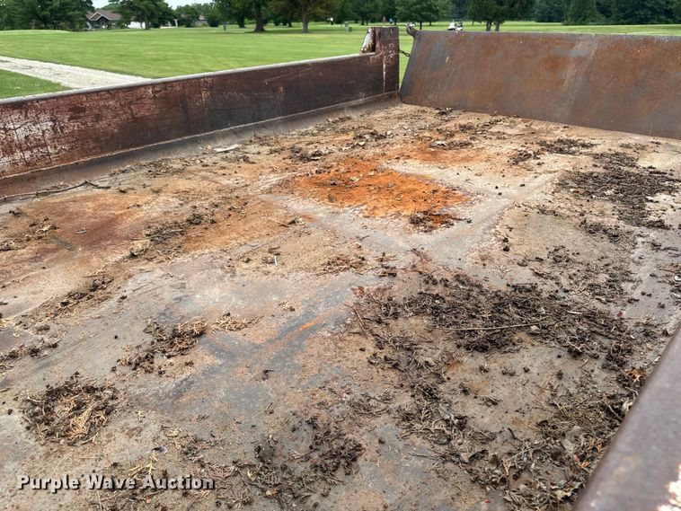 image for item DV2022 1996 Ford F450 Super Duty dump truck