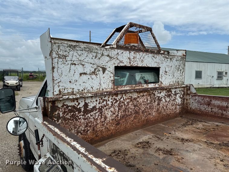 image for item DV2022 1996 Ford F450 Super Duty dump truck