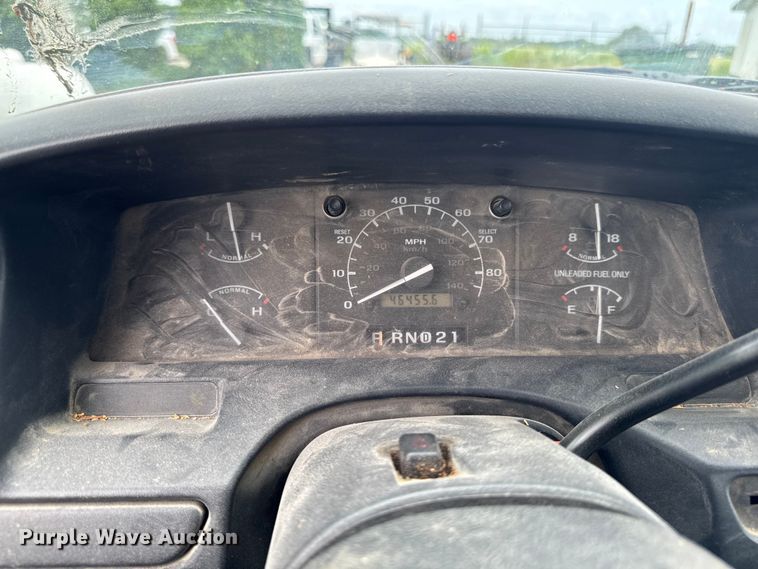 image for item DV2022 1996 Ford F450 Super Duty dump truck