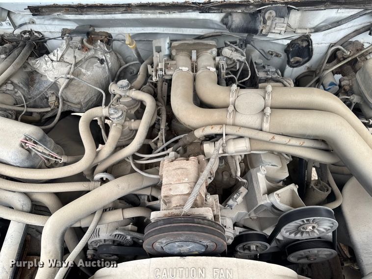 image for item DV2022 1996 Ford F450 Super Duty dump truck