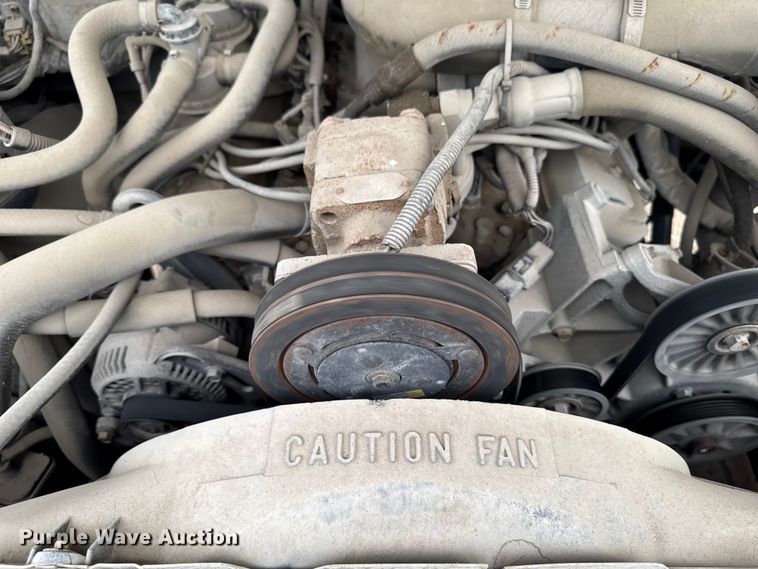 image for item DV2022 1996 Ford F450 Super Duty dump truck