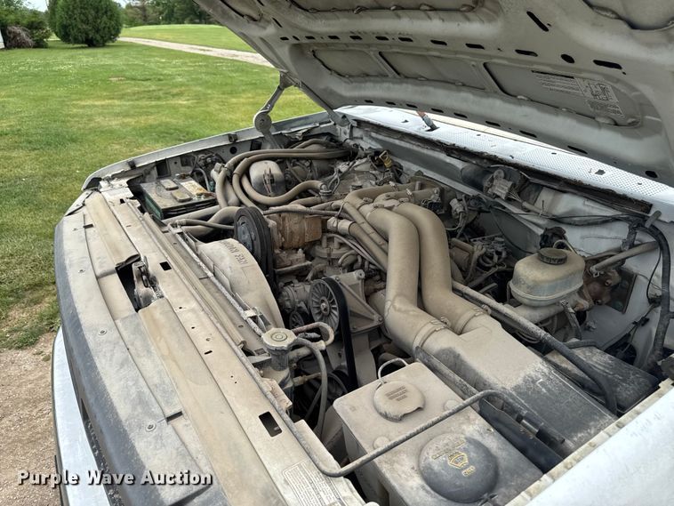 image for item DV2022 1996 Ford F450 Super Duty dump truck
