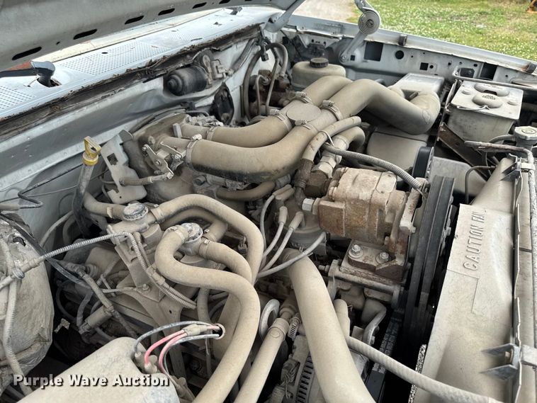 image for item DV2022 1996 Ford F450 Super Duty dump truck