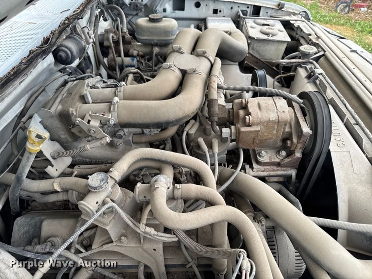 image for item DV2022 1996 Ford F450 Super Duty dump truck