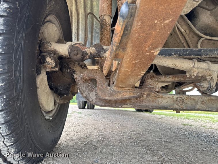 image for item DV2022 1996 Ford F450 Super Duty dump truck