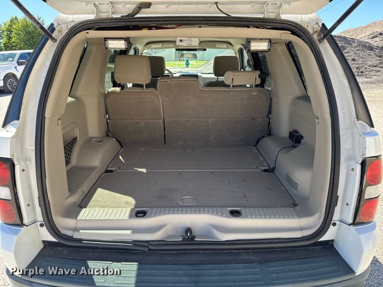 image for item DV2037 2007 Ford Explorer SUV