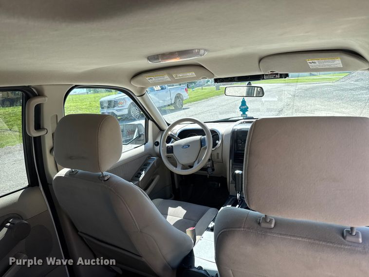 image for item DV2037 2007 Ford Explorer SUV