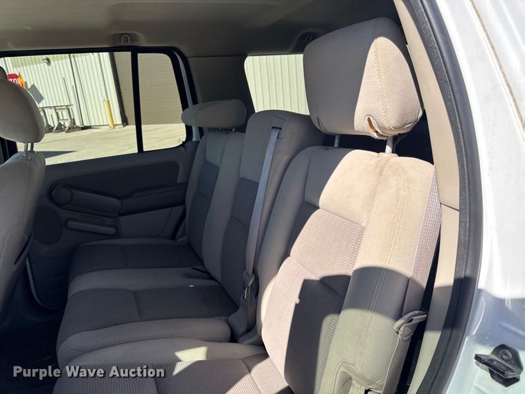 image for item DV2037 2007 Ford Explorer SUV