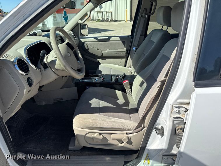 image for item DV2037 2007 Ford Explorer SUV