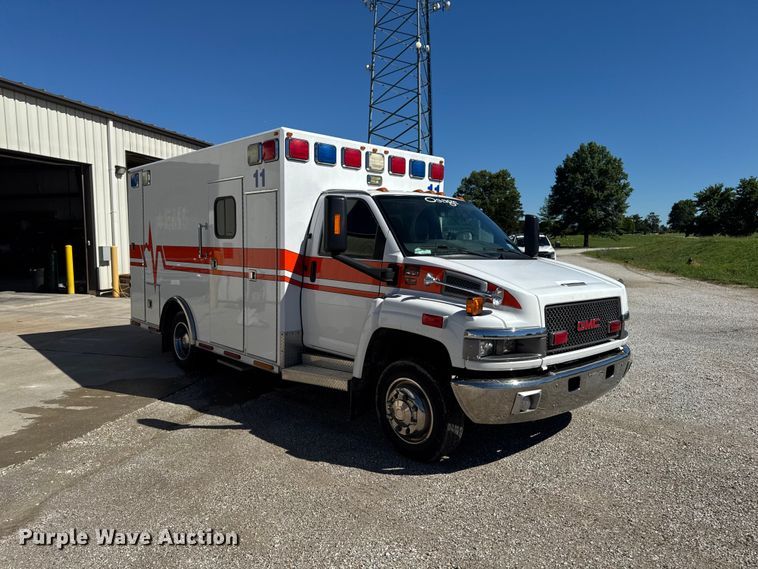 image for item DV2038 2008 GMC C4500 ambulance