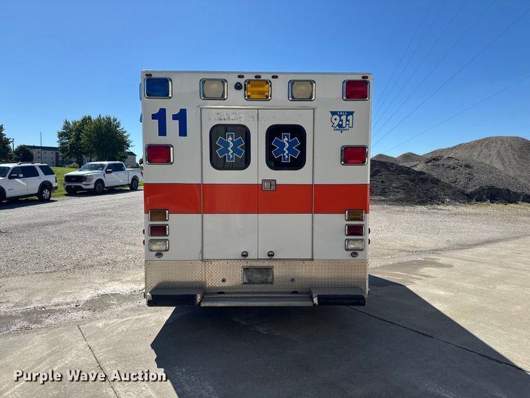 image for item DV2038 2008 GMC C4500 ambulance