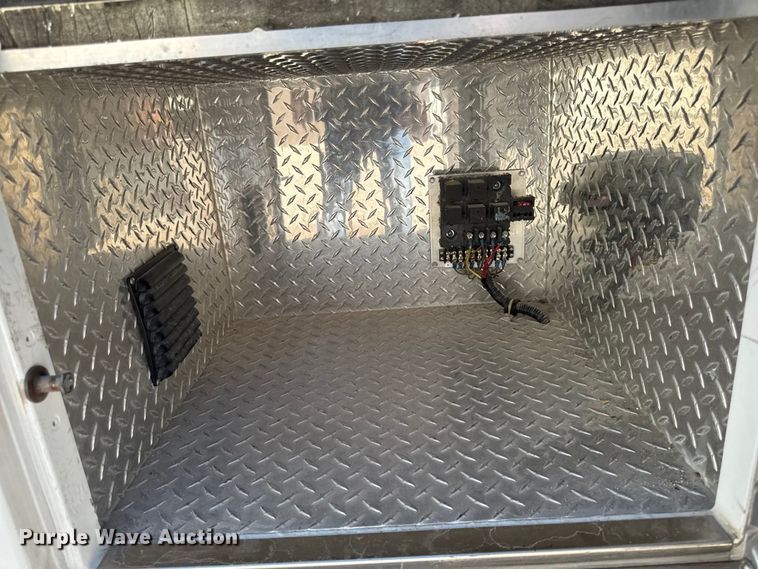 image for item DV2038 2008 GMC C4500 ambulance