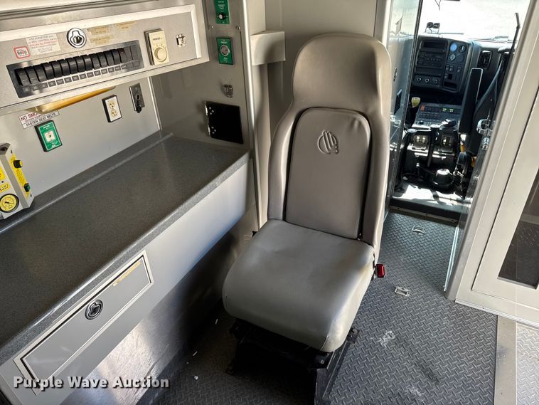 image for item DV2038 2008 GMC C4500 ambulance