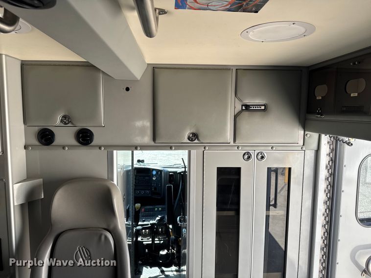 image for item DV2038 2008 GMC C4500 ambulance