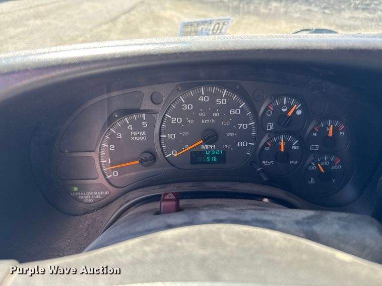 image for item DV2038 2008 GMC C4500 ambulance