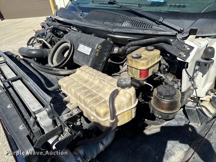 image for item DV2038 2008 GMC C4500 ambulance