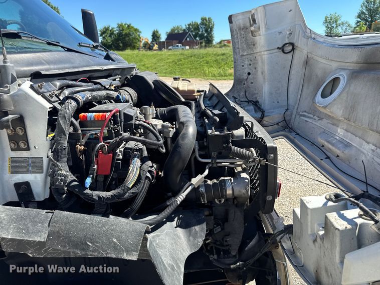 image for item DV2038 2008 GMC C4500 ambulance