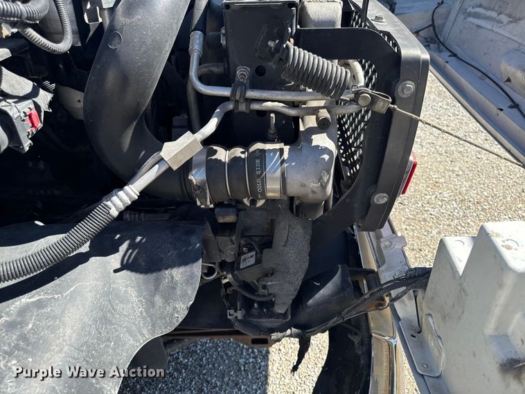 image for item DV2038 2008 GMC C4500 ambulance