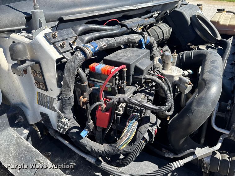 image for item DV2038 2008 GMC C4500 ambulance