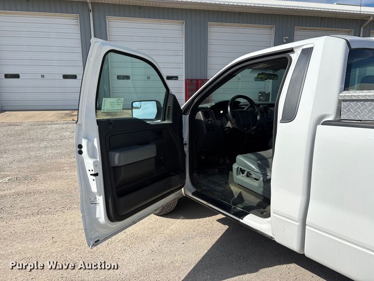 image for item DV4355 2013 Ford F150 XL pickup truck