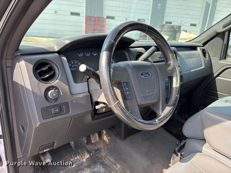 image for item DV4355 2013 Ford F150 XL pickup truck