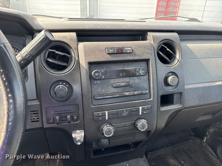 image for item DV4355 2013 Ford F150 XL pickup truck