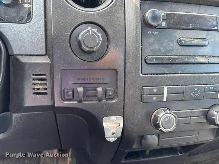 image for item DV4355 2013 Ford F150 XL pickup truck
