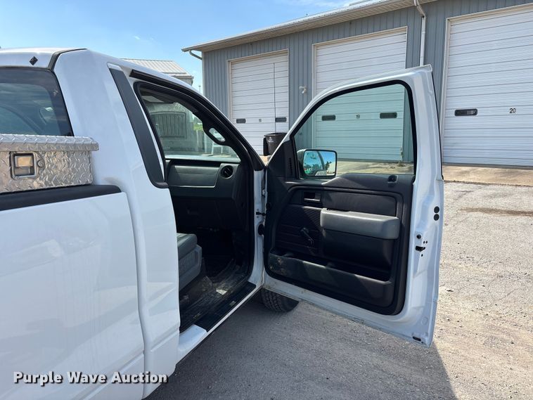 image for item DV4355 2013 Ford F150 XL pickup truck