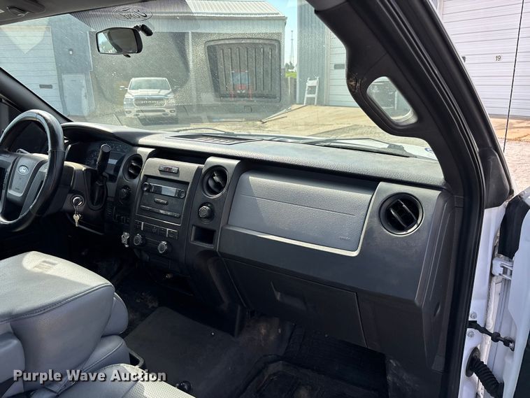 image for item DV4355 2013 Ford F150 XL pickup truck