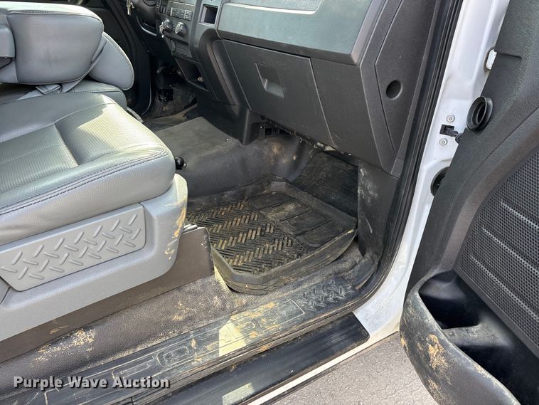 image for item DV4355 2013 Ford F150 XL pickup truck