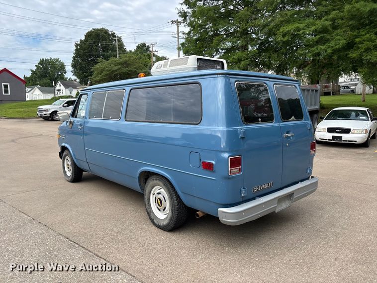 image for item DV4414 1983 Chevrolet G10 sewer camera van