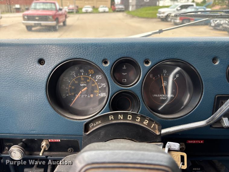 image for item DV4414 1983 Chevrolet G10 sewer camera van