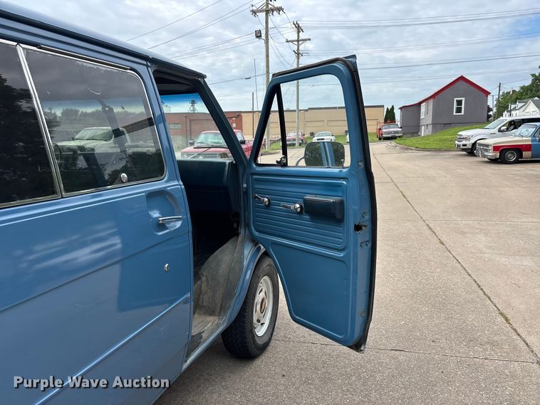 image for item DV4414 1983 Chevrolet G10 sewer camera van