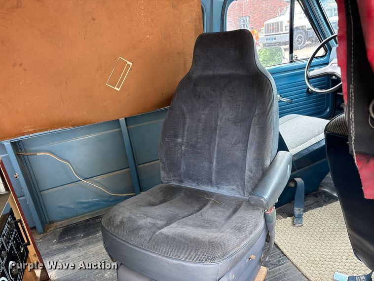 image for item DV4414 1983 Chevrolet G10 sewer camera van