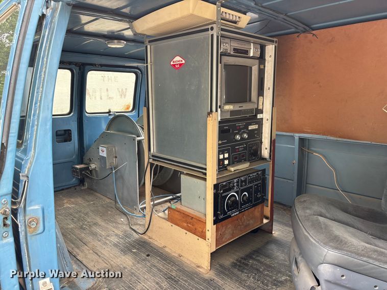 image for item DV4414 1983 Chevrolet G10 sewer camera van
