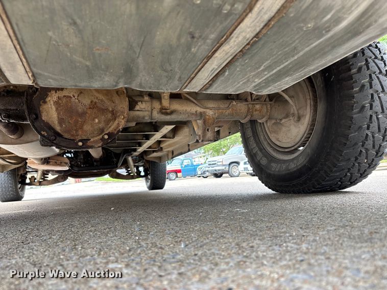 image for item DV4414 1983 Chevrolet G10 sewer camera van