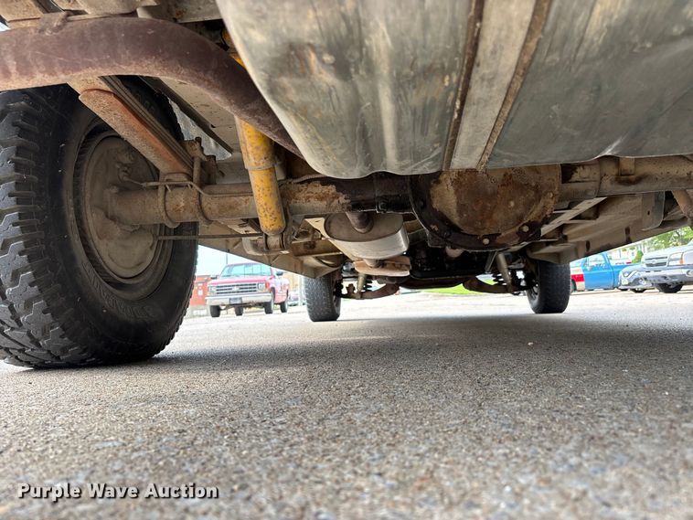 image for item DV4414 1983 Chevrolet G10 sewer camera van