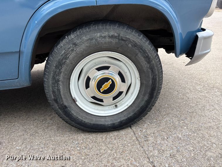 image for item DV4414 1983 Chevrolet G10 sewer camera van