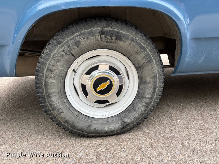 image for item DV4414 1983 Chevrolet G10 sewer camera van