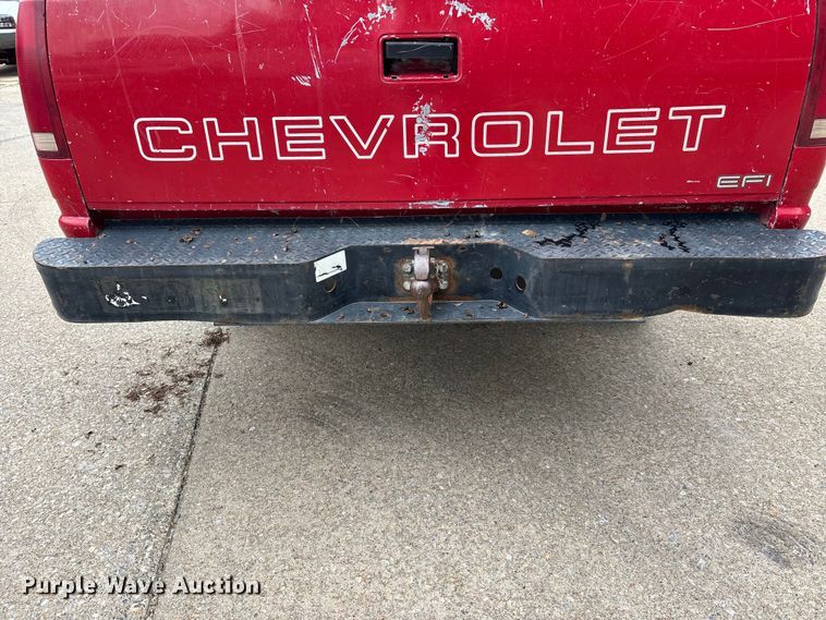image for item DV4415 1990 Chevrolet C1500 pickup truck