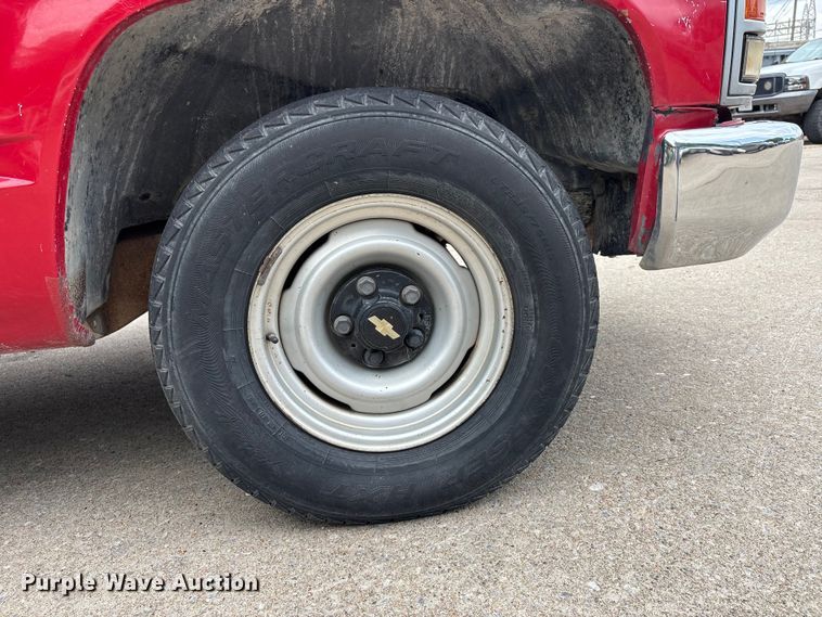 image for item DV4415 1990 Chevrolet C1500 pickup truck