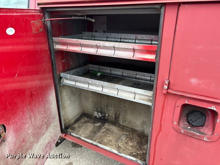image for item DV4416 1995 GMC K2500 utility bed pickup truck